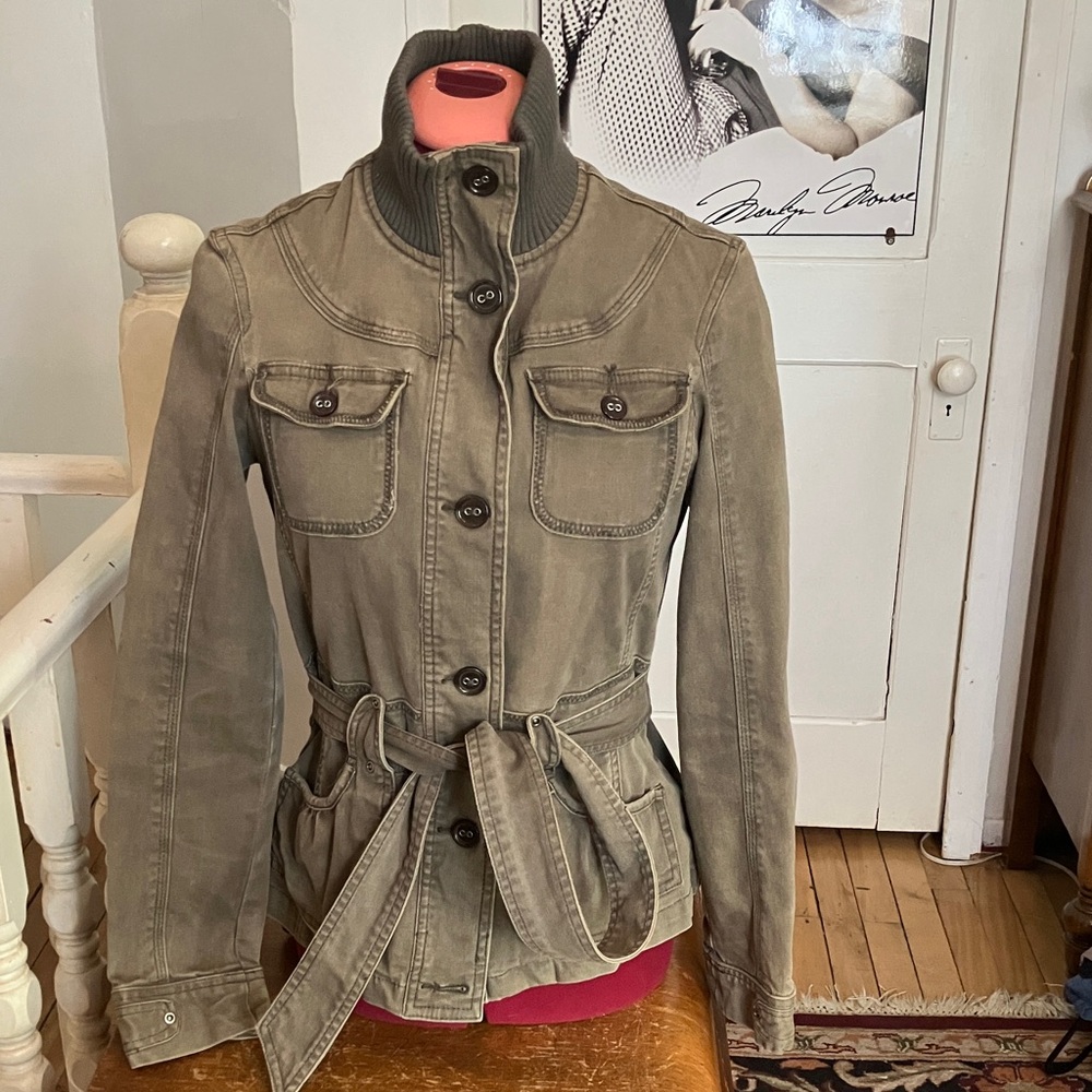 Structured Army Green Belted Utility Jacket – Fitted, Cotton/Spandex Blend